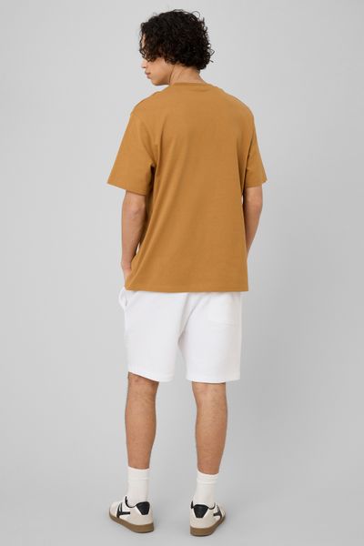 T-shirt broderie poitrine