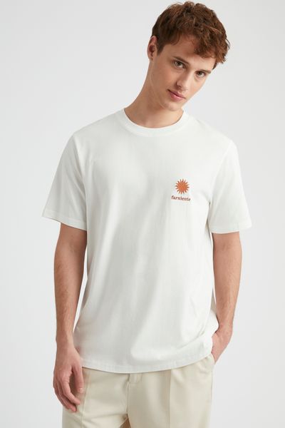 T-shirt brodé