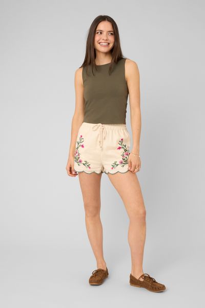 Short brod&eacute;