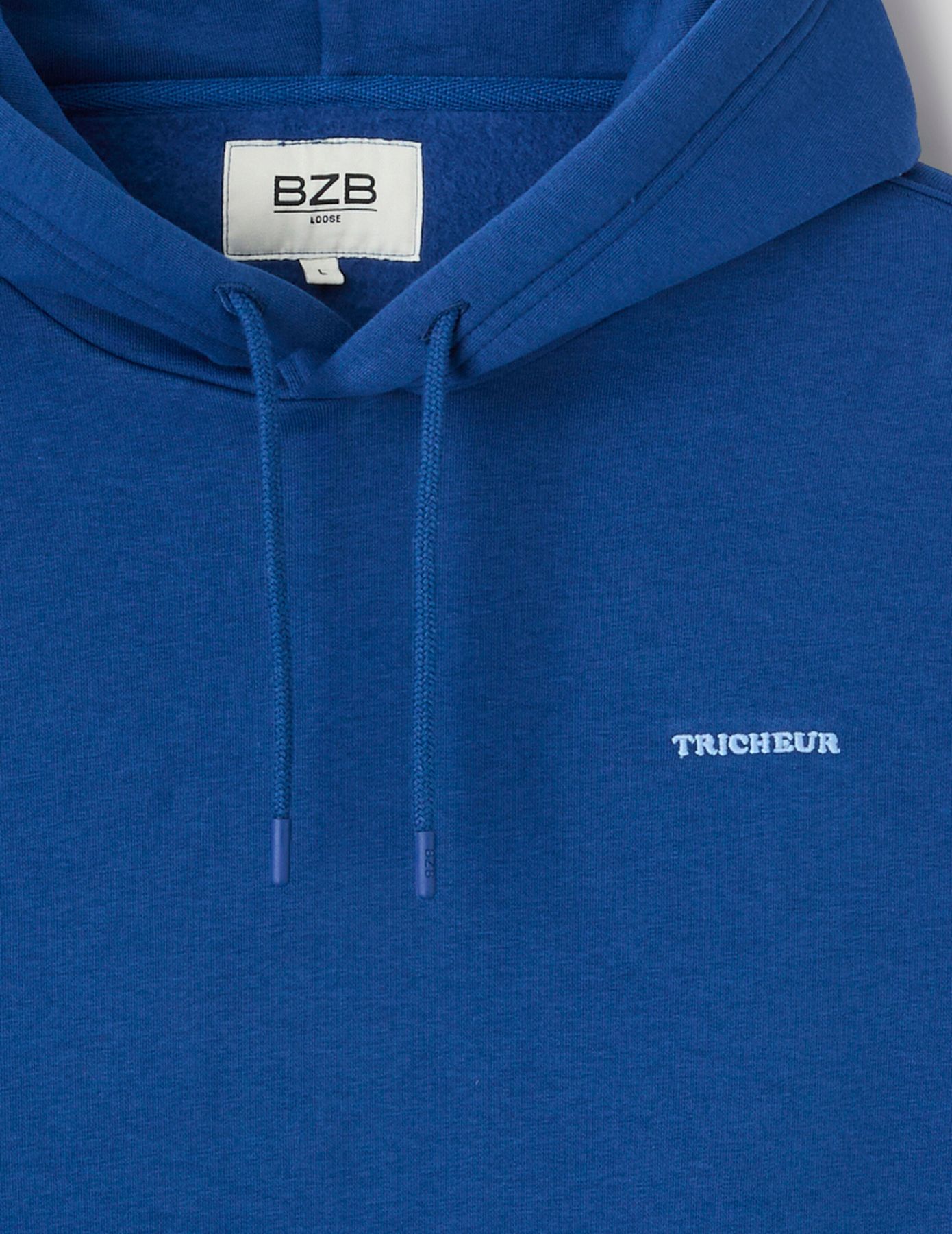 Sweat borderie poitrine