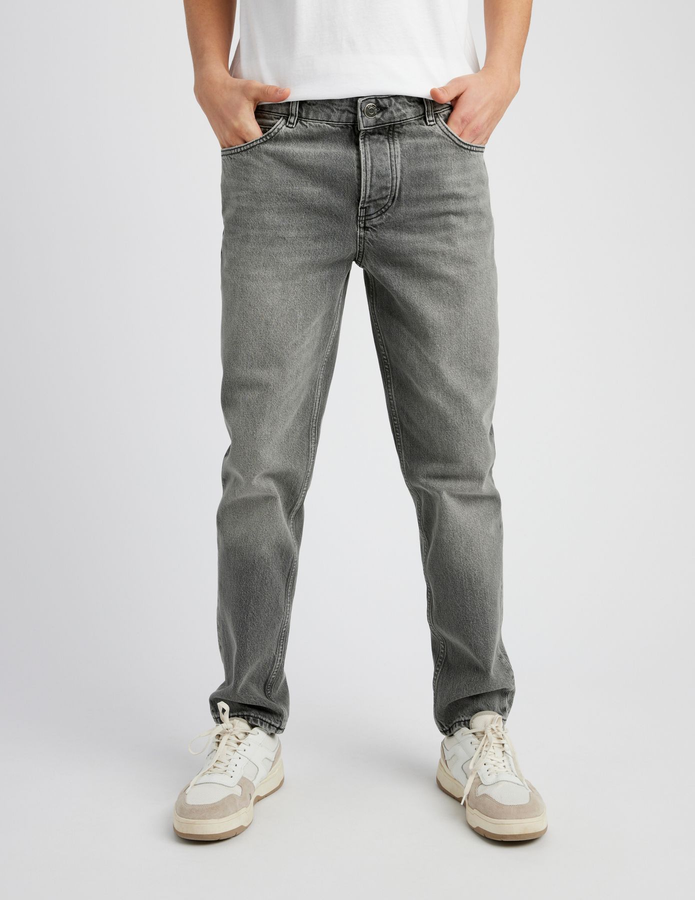 Jean relaxed gris moyen