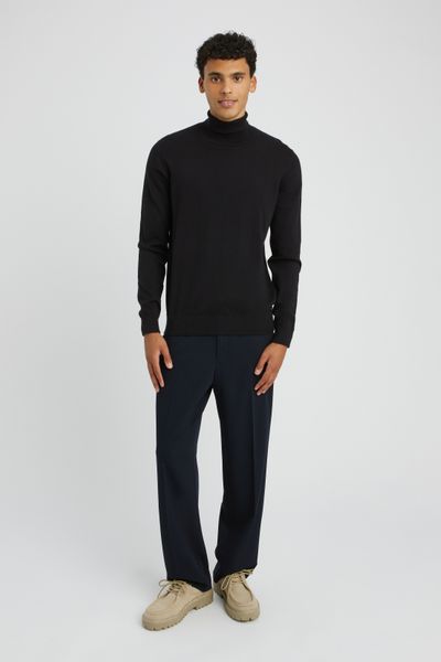 Pull col roulé