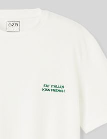 T-shirt broderie poitrine