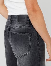 Jean straight taille basse