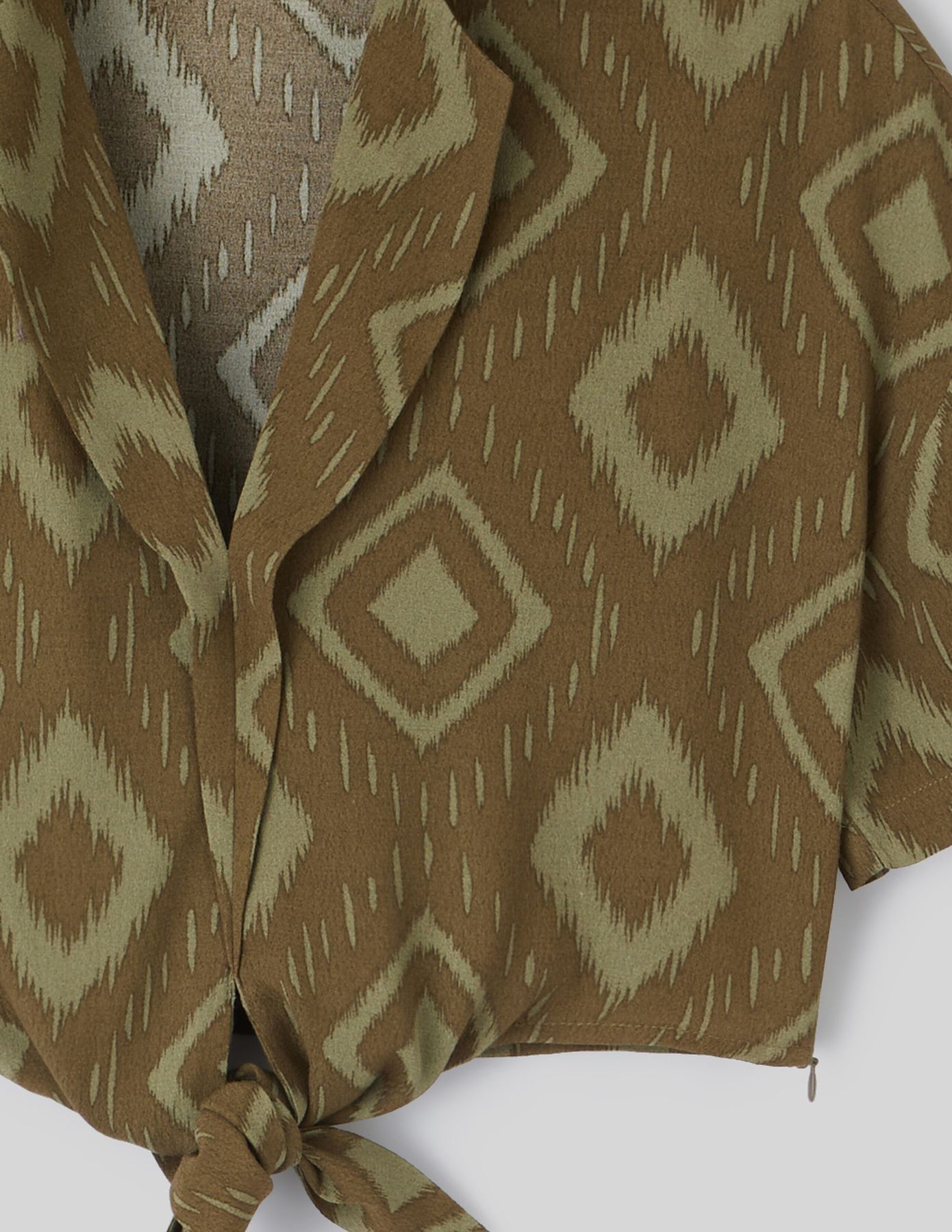 Chemise imprimée à nouer