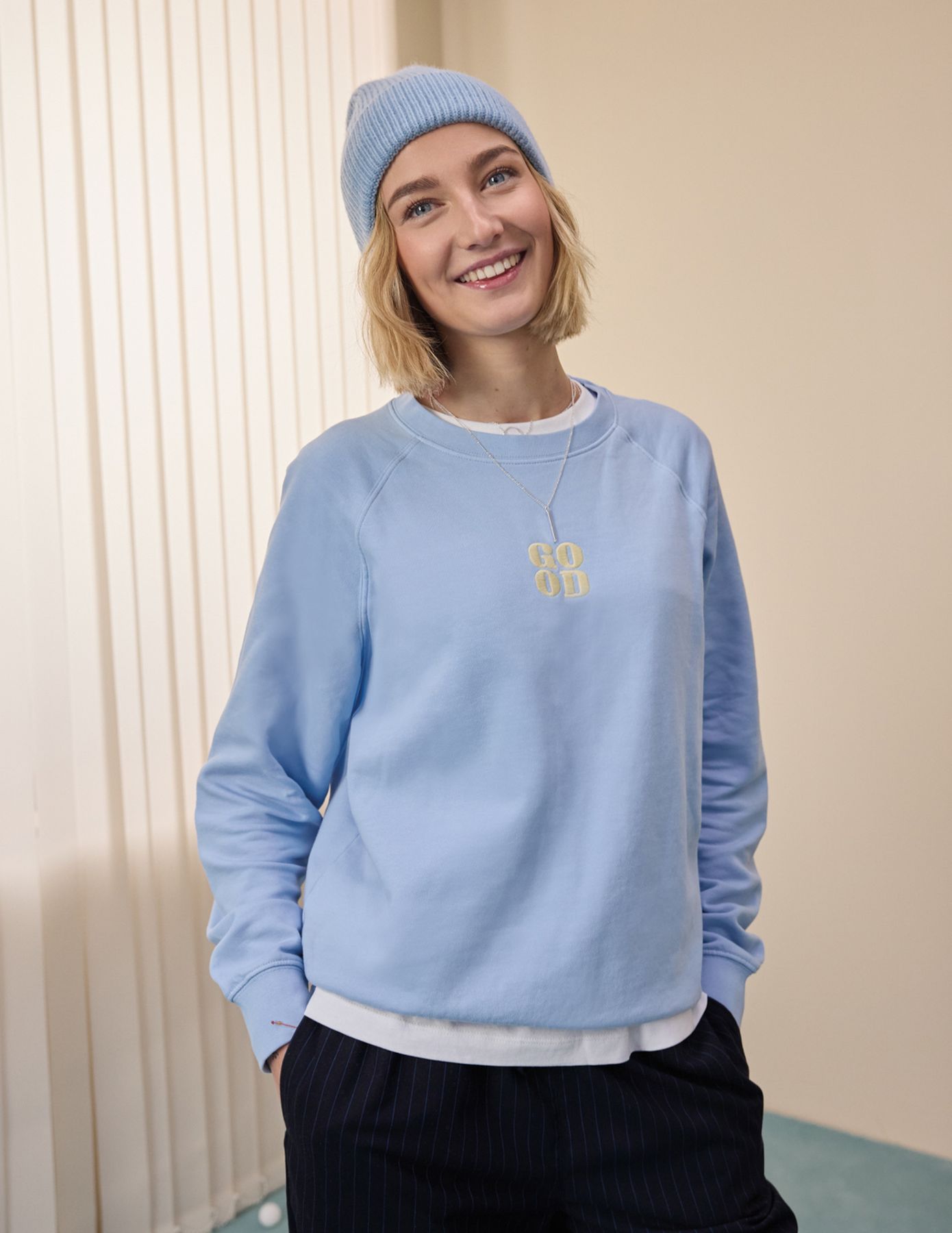 Sweat raglan brodé