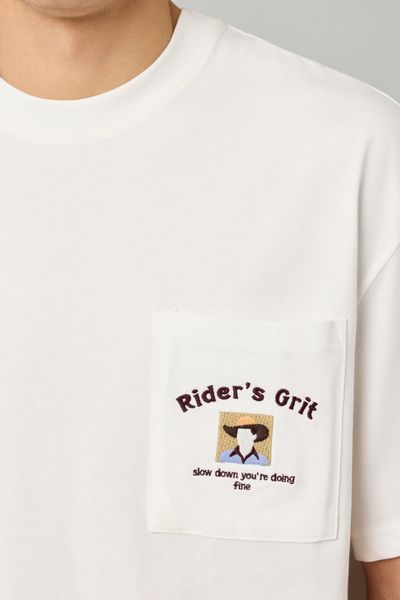 T-shirt poche brod&eacute;