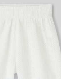 Short broderie anglaise