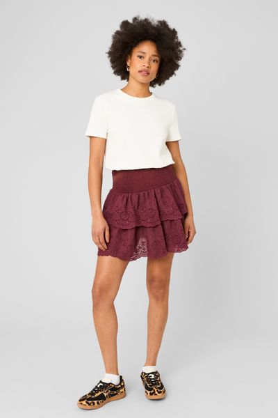 Jupe brod&eacute;e &agrave; volants