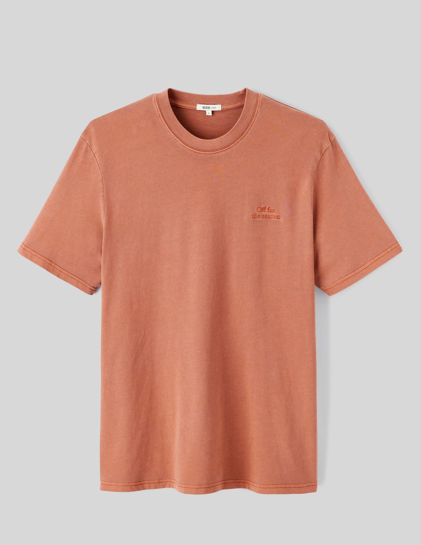 T-shirt broderie poitrine
