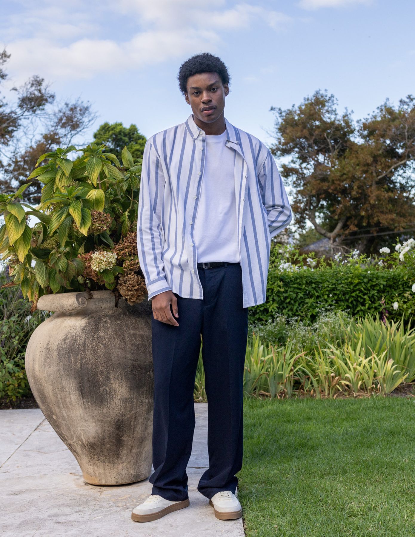 Pantalon de ville ample &agrave; plis