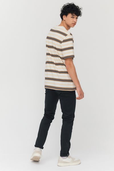Pantalon chino ajusté