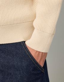 Pull col montant zippé