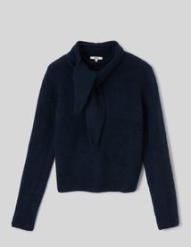 Pull &agrave; col nou&eacute;