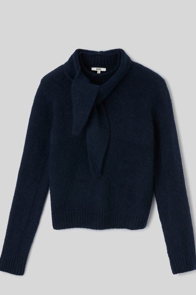 Pull &agrave; col nou&eacute;