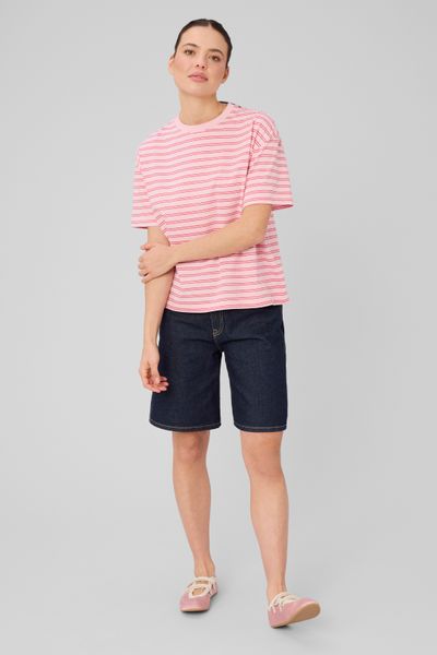 T-shirt ray&eacute; et imprim&eacute;