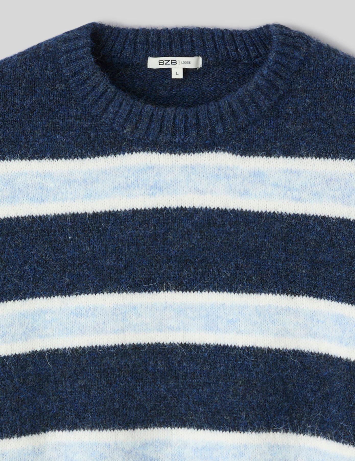 Pull ray&eacute; col rond