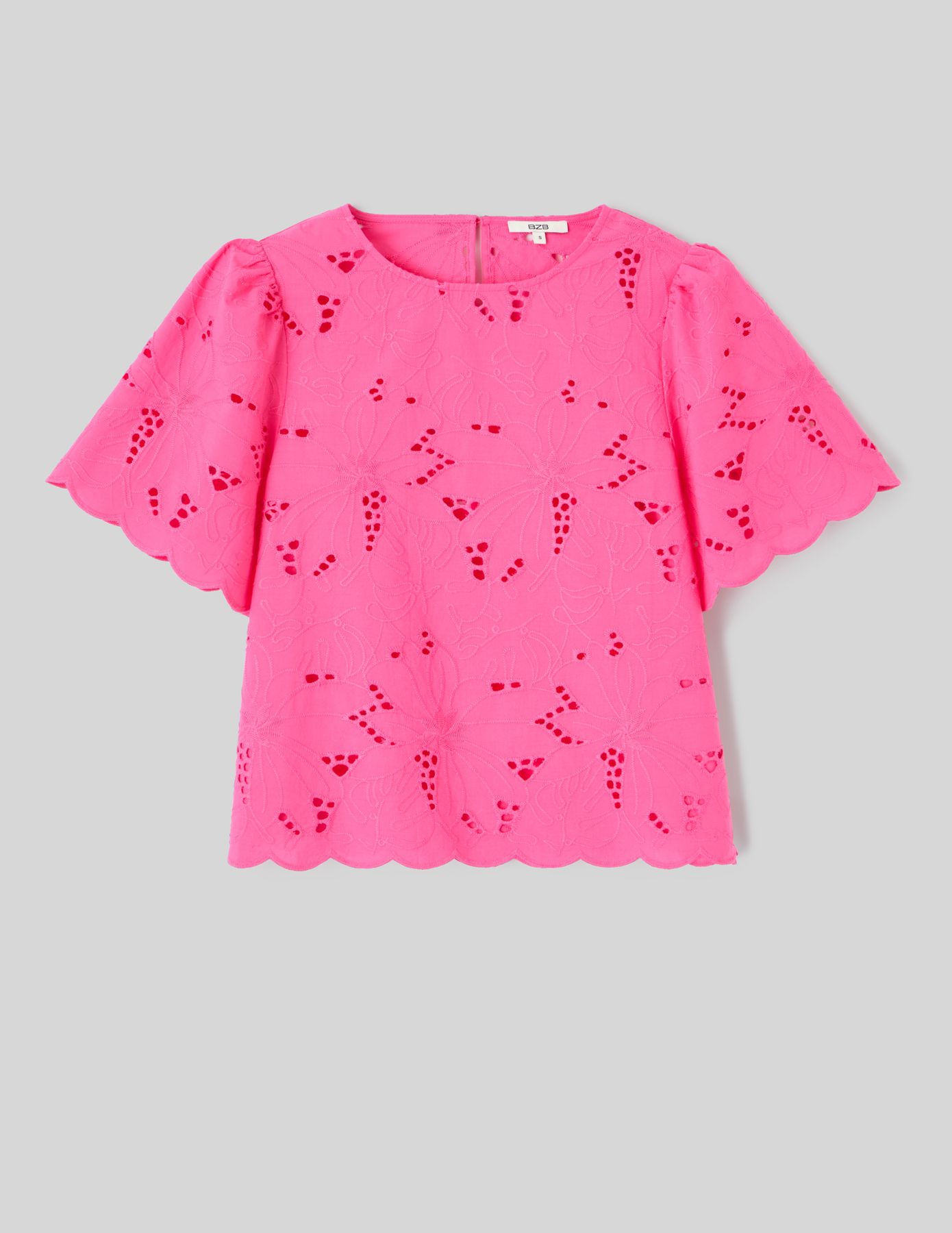 Blouse en broderie anglaise