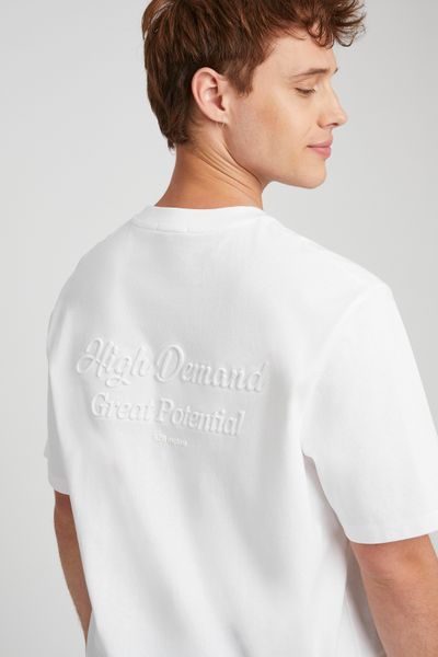 T-shirt embossé devant dos