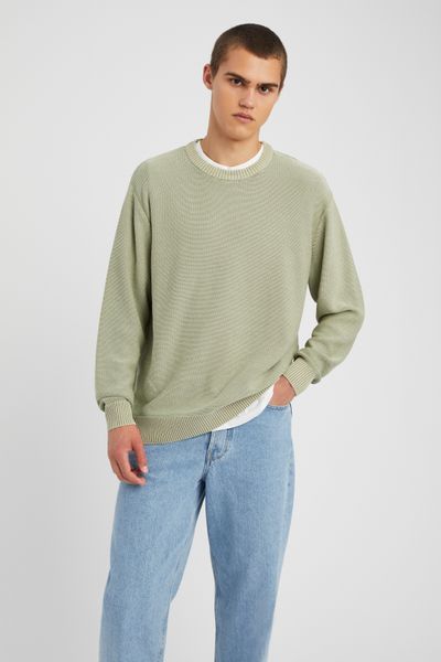 Pull col rond teint en pi&egrave;ce