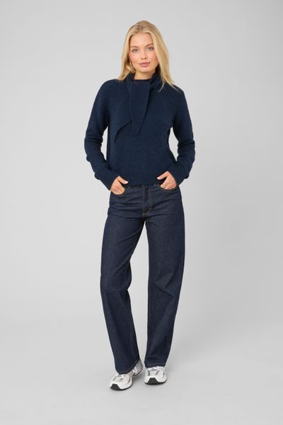 Pull &agrave; col nou&eacute;