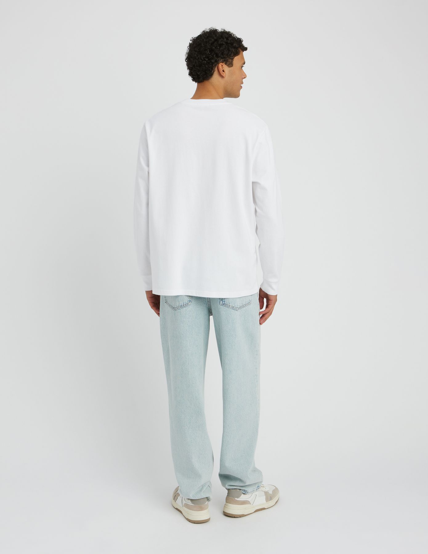 Jean loose bleach