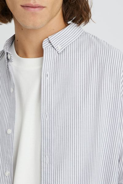 Chemise ray&eacute;e droite