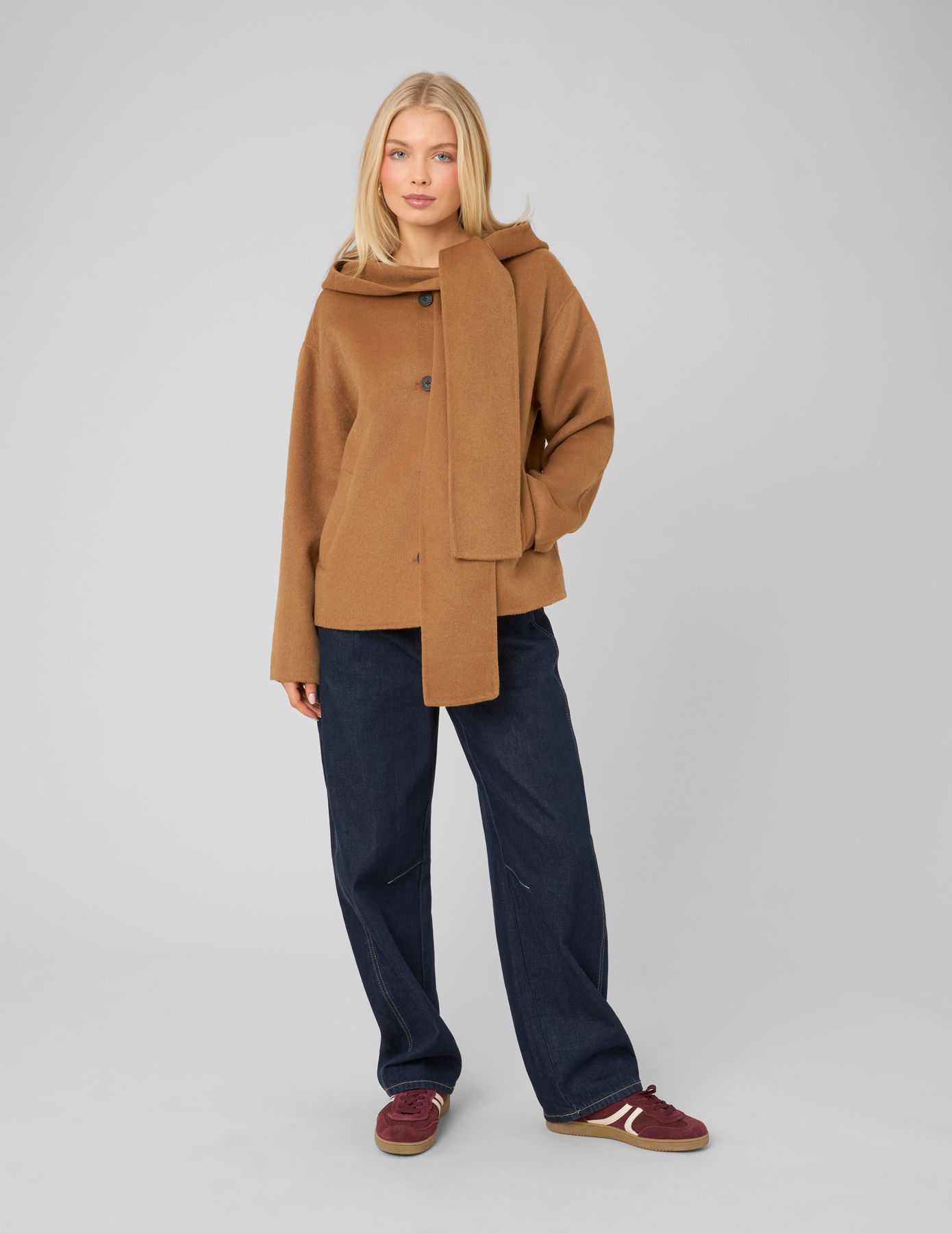 Manteau &agrave; col &eacute;charpe