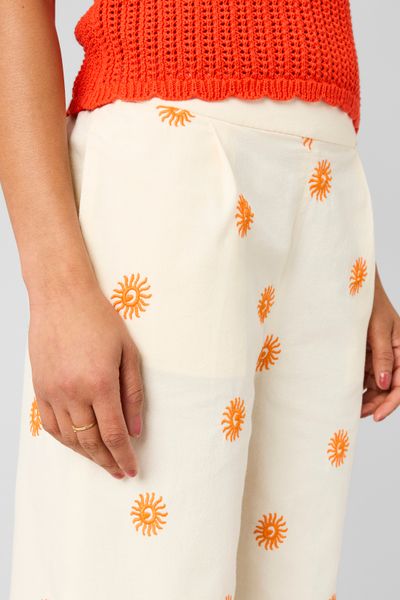 Pantalon brod&eacute;