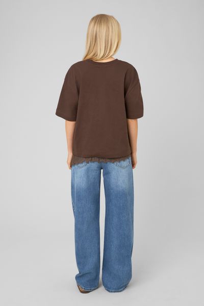 T-shirt avec empi&egrave;cement en dentelle