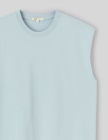 T-shirt sans manches