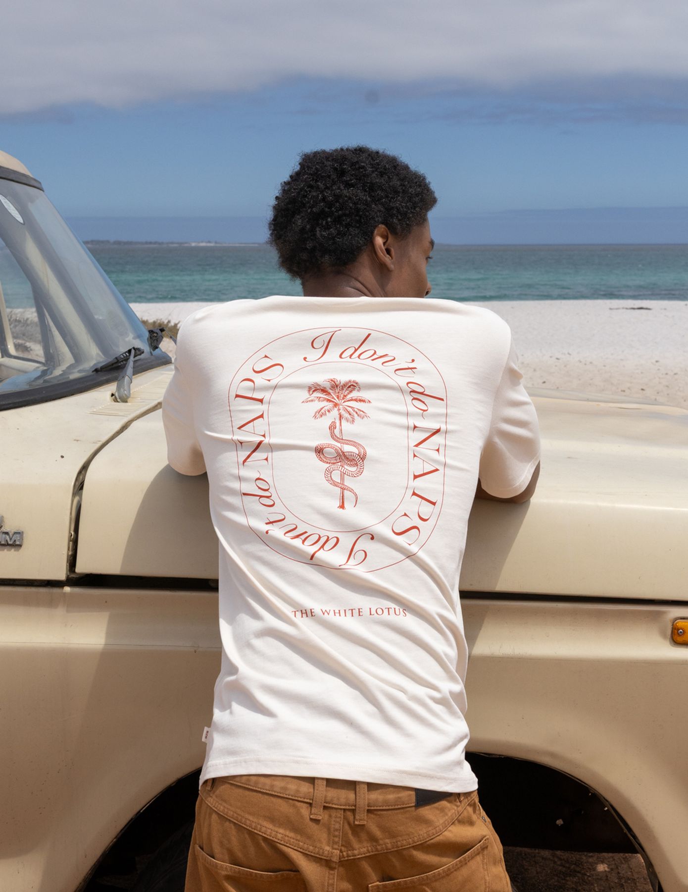 T-shirt collab White Lotus