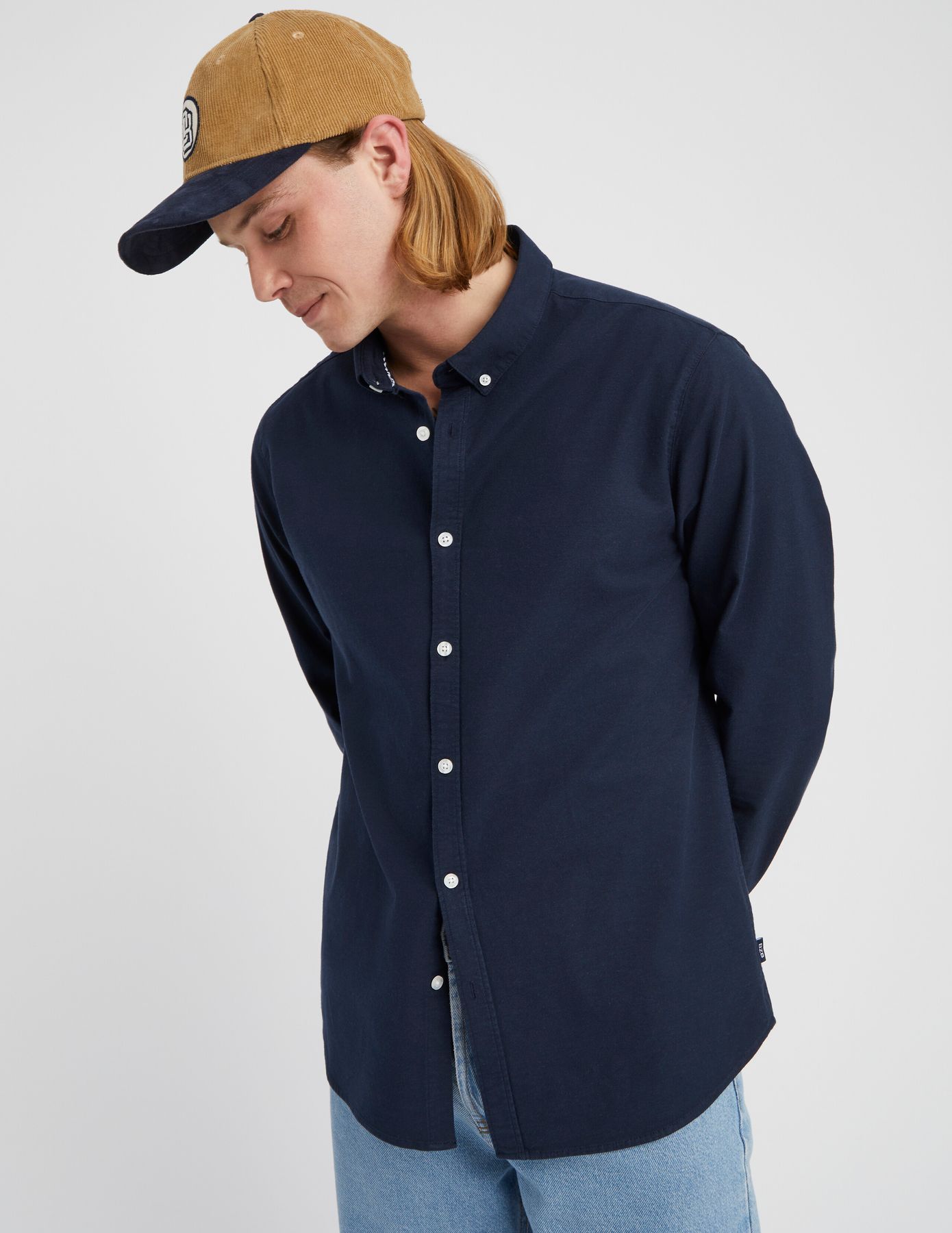 Chemise unie ajustée