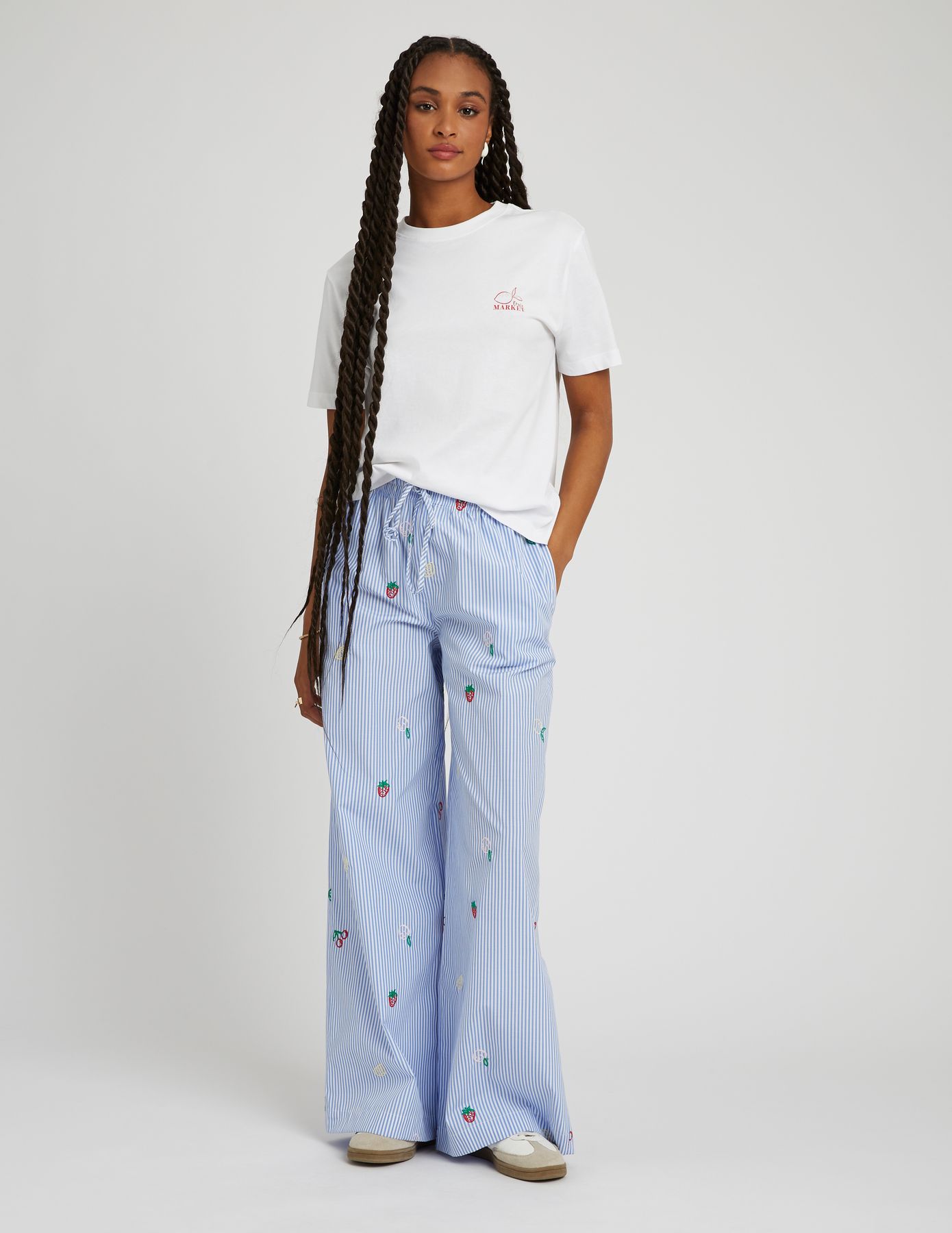 Pantalon rayé brodé
