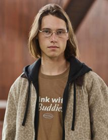 T-shirt imprim&eacute; et brod&eacute;