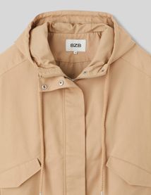 Blouson court à capuche