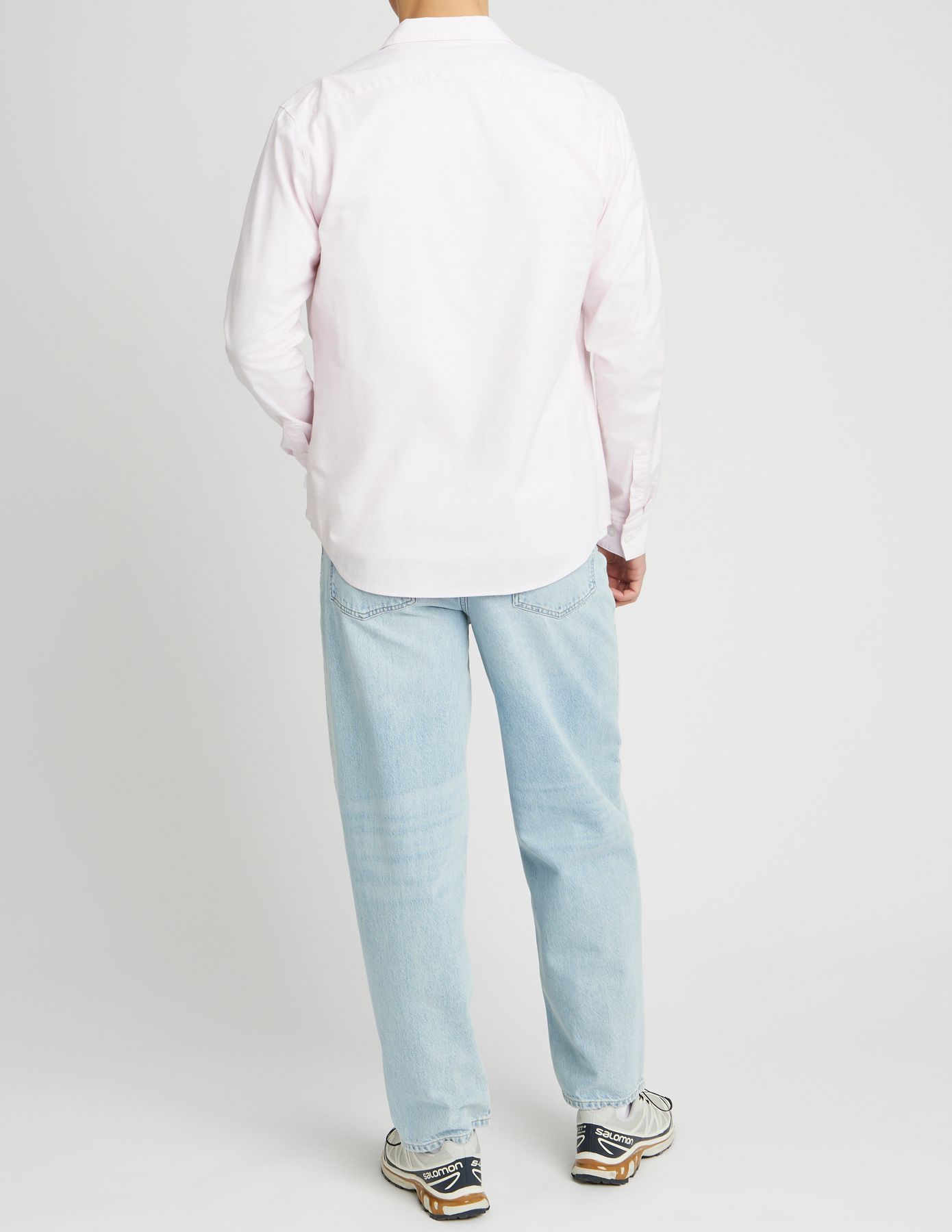 Chemise unie ajust&eacute;e