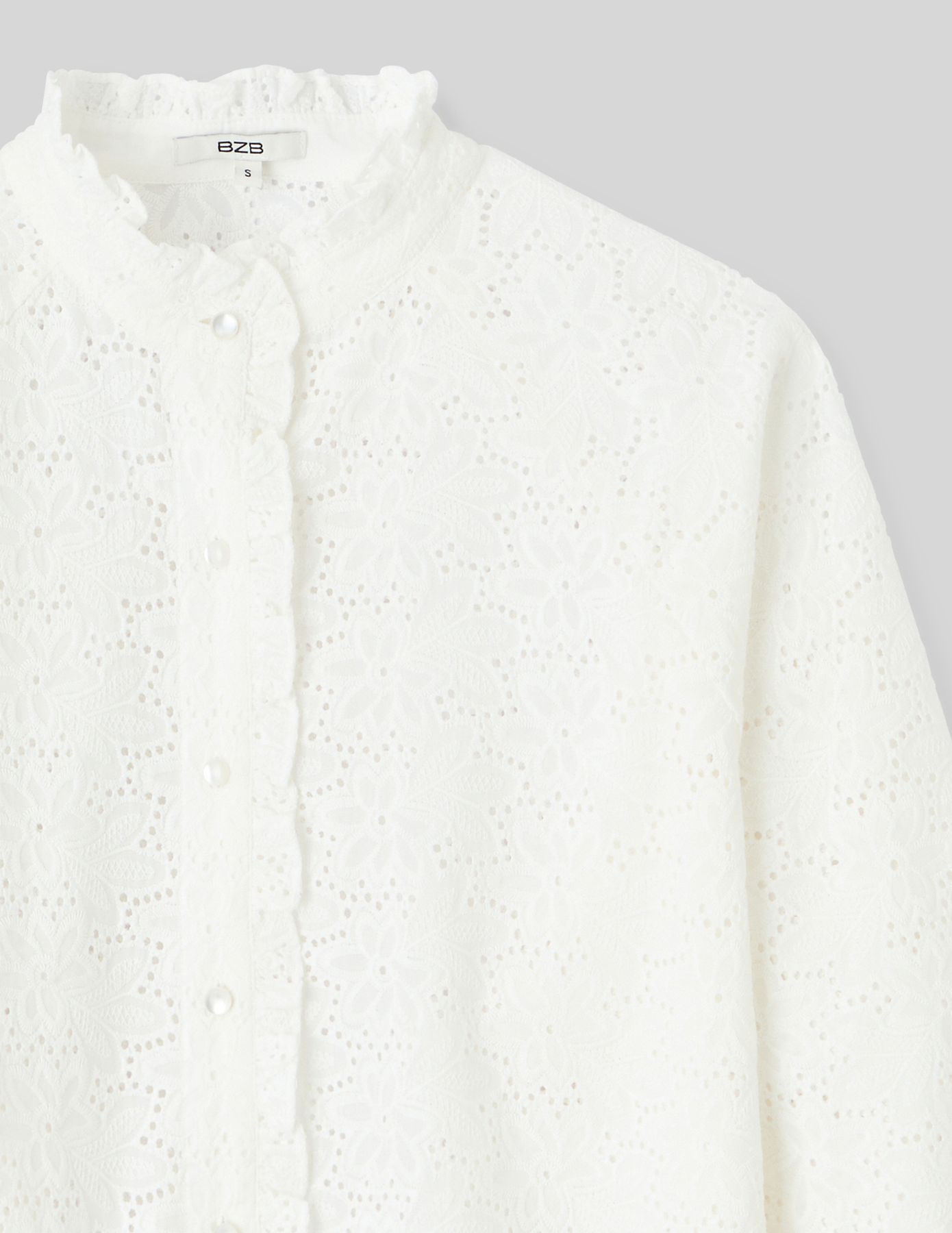 Chemise col montant broderie anglaise