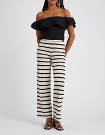 Top &eacute;paules d&eacute;nud&eacute;es en lin