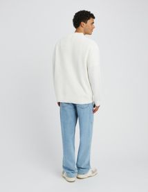 Pull col montant reli&eacute;f&eacute;