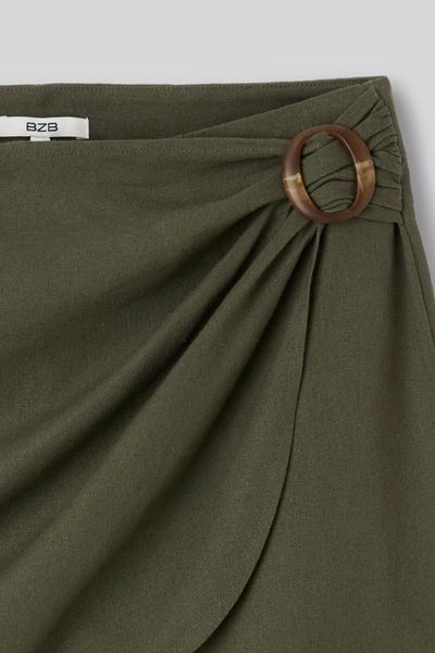 Jupe courte par&eacute;o