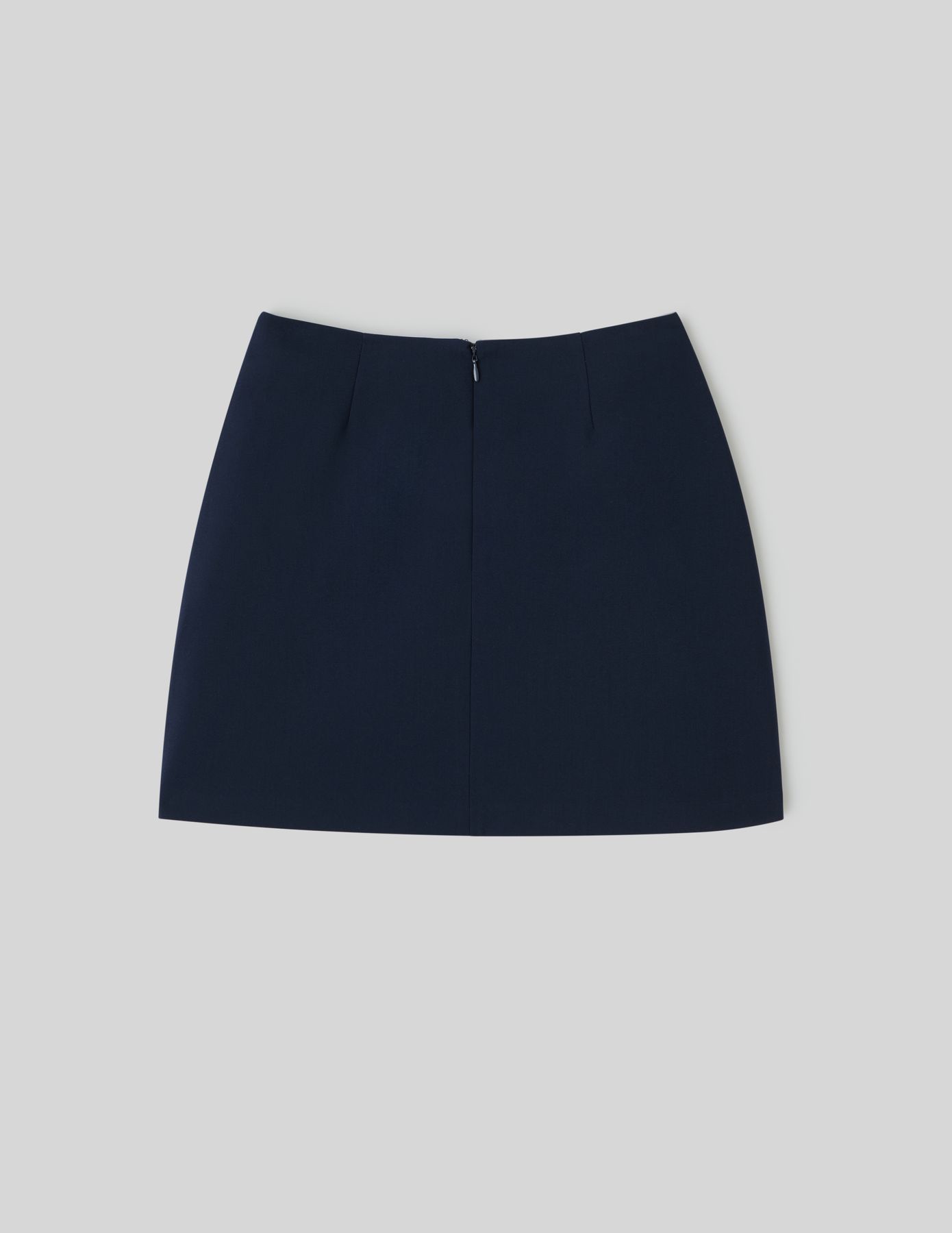 Jupe courte avec boutons dorés