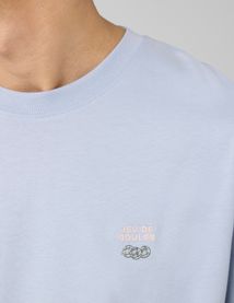 T-shirt broderie poitrine