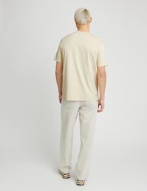 T-shirt broderie poitrine