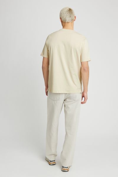 T-shirt broderie poitrine