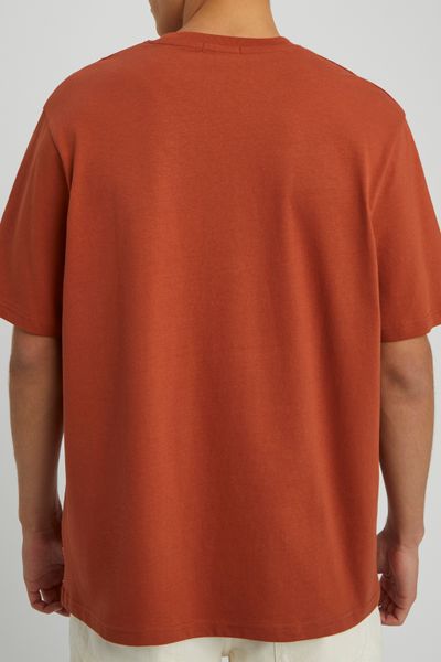 T-shirt broderie poitrine