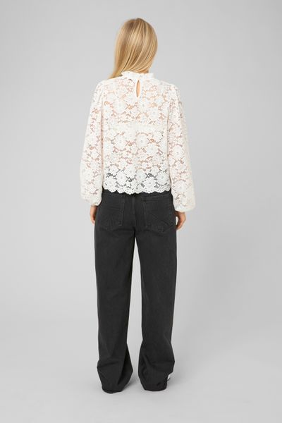 Blouse en dentelle