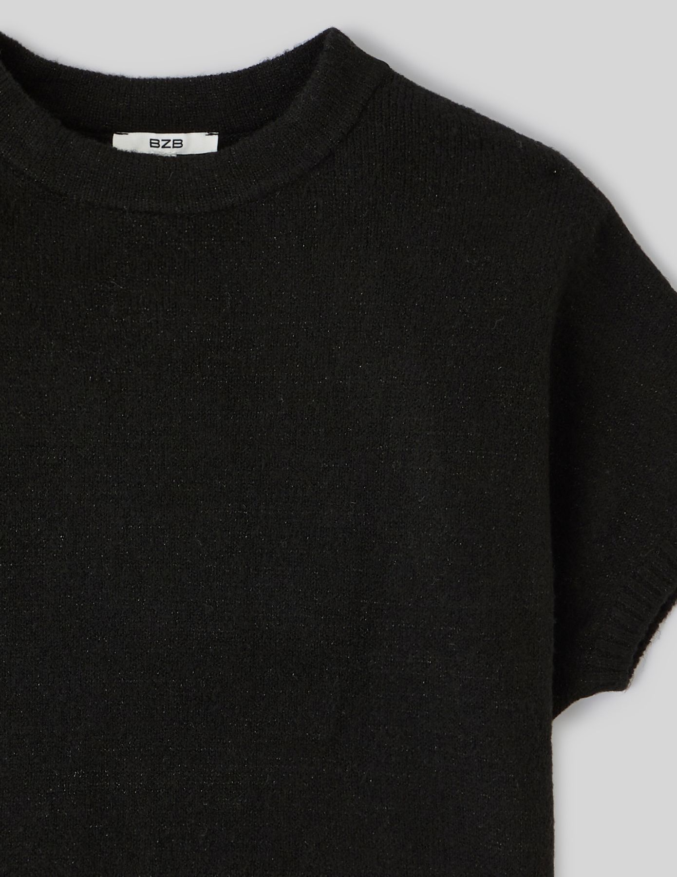 Pull manches courtes nœud dos