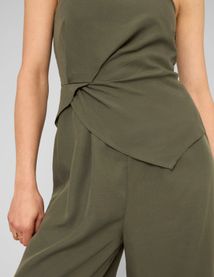 Combinaison pantalon drap&eacute;e