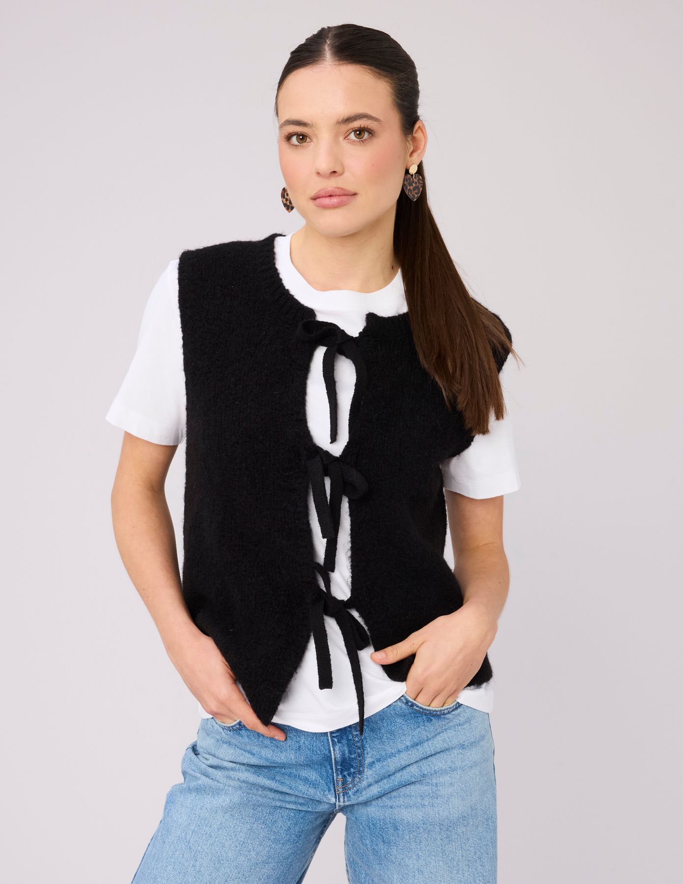 Gilet sans manche &agrave; n&oelig;uds